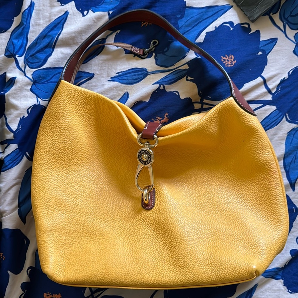 Dooney & bourke yellow shoulder purse